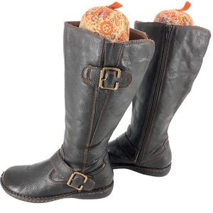 Born Round Toe Brown Leather Boot